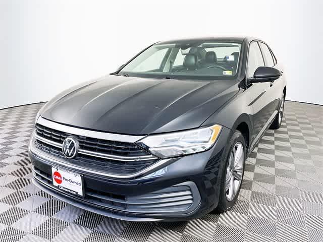 $20450 : PRE-OWNED 2022 VOLKSWAGEN JET image 4