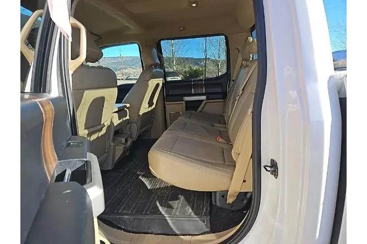 $24299 : Ford F-150 2017 4x4 Lariat 4 image 10