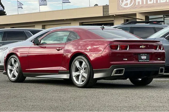 $23590 : Chevrolet Camaro 2011 SS 2dr image 9