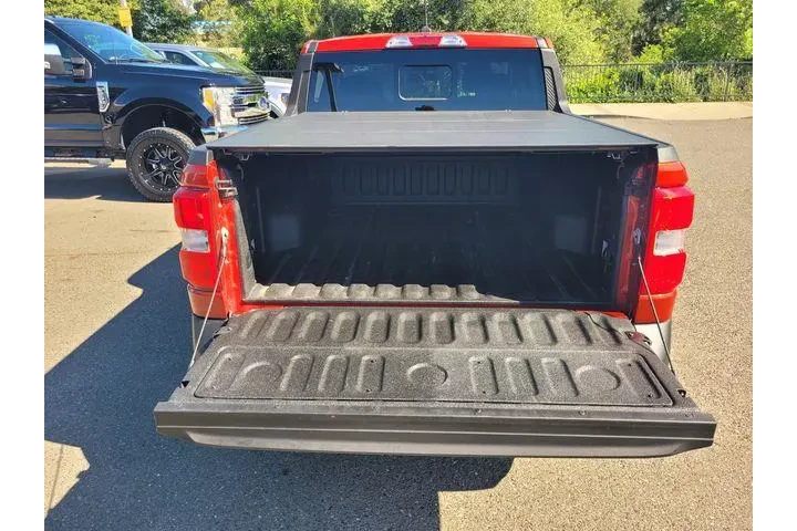 $23779 : Ford Maverick 2022 AWD XL 4d image 8