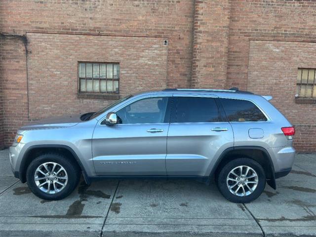 $10000 : 2015 Grand Cherokee Limited image 3