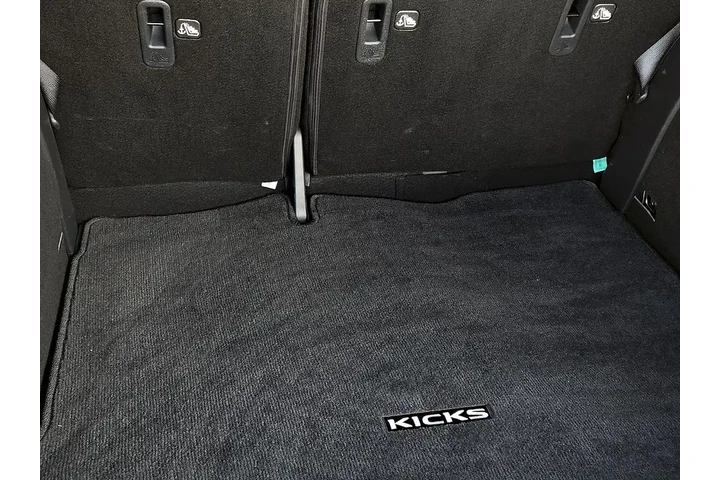 $19995 : Nissan Kicks 2023 SR 4dr Cro image 10