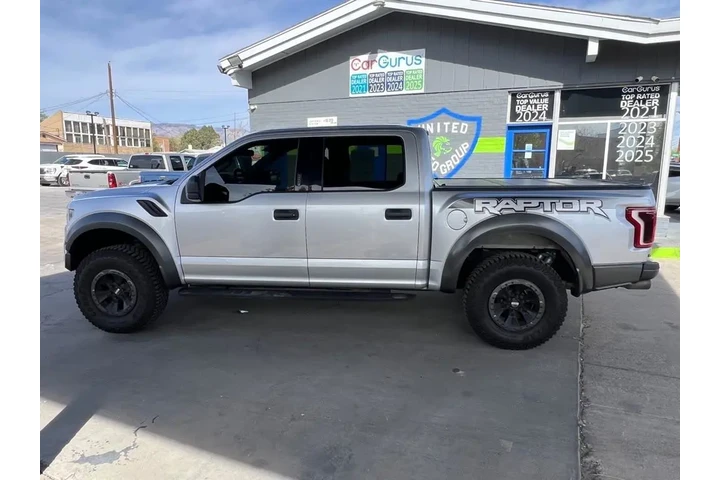 2017 F-150 Raptor SuperCrew 4 image 8