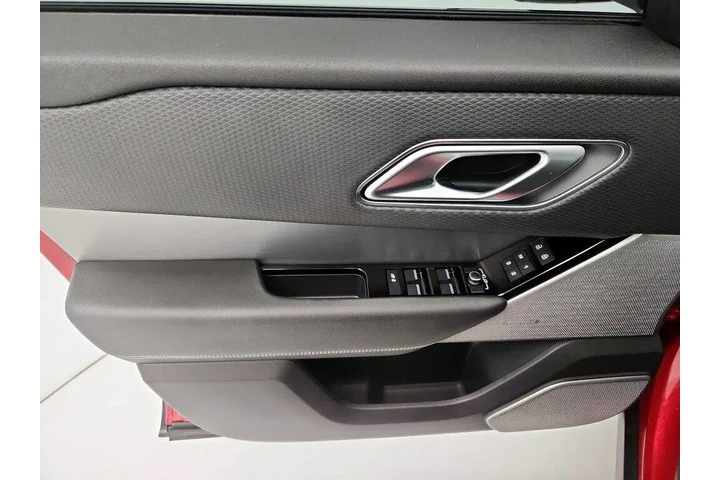 $38998 : Land Rover Range Rover Velar image 4