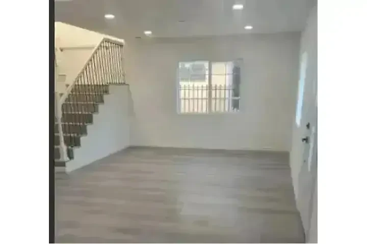 HUNTINGTON PARK RENTO CASA image 5