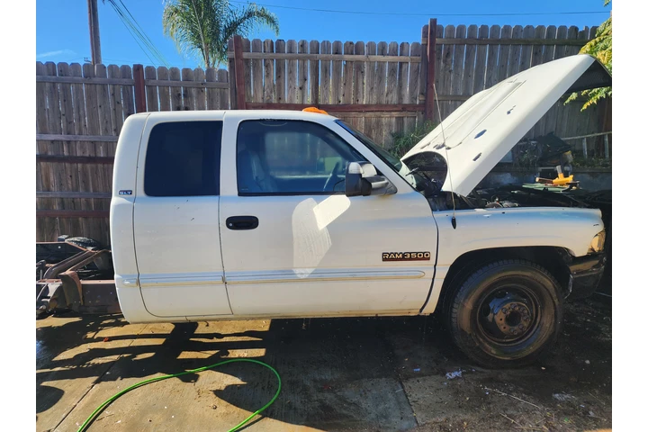 $6000 : Dodge Ram 3500 con Cummins image 5