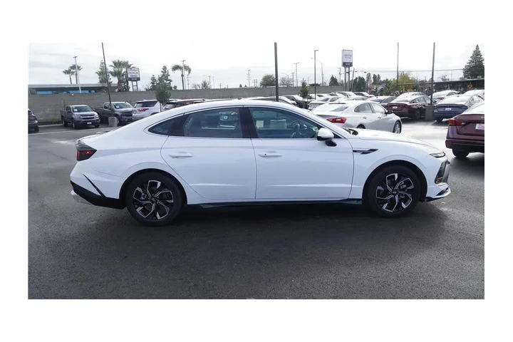 $23600 : 2025 Sonata SEL image 5