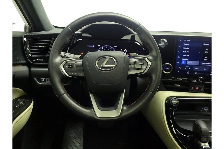 $36998 : Lexus NX 250 2024 Premium 4d image 10