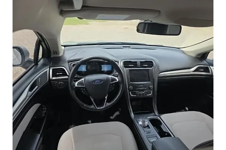 $13773 : Ford Fusion 2019 SE 4dr Seda image 5