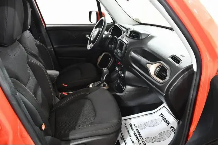 $9455 : Jeep Renegade 2016 4x4 Latit image 10