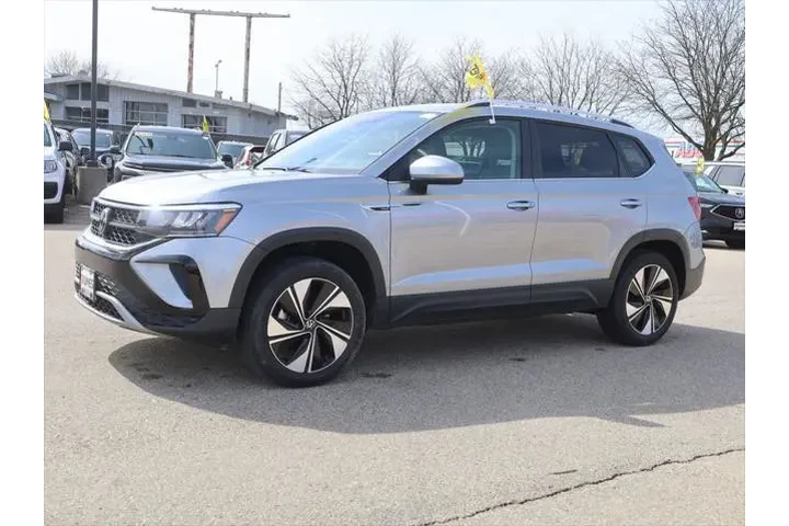 $20077 : Volkswagen Taos 2023 AWD SE image 5