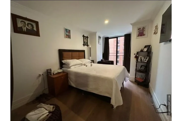 $100000 : Venta de apartamento en zona 5 image 2