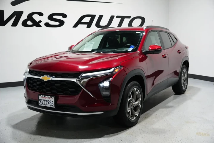 $19649 : 2025 Trax image 3