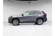 $27998 : Toyota RAV4 2021 AWD XLE Pre thumbnail