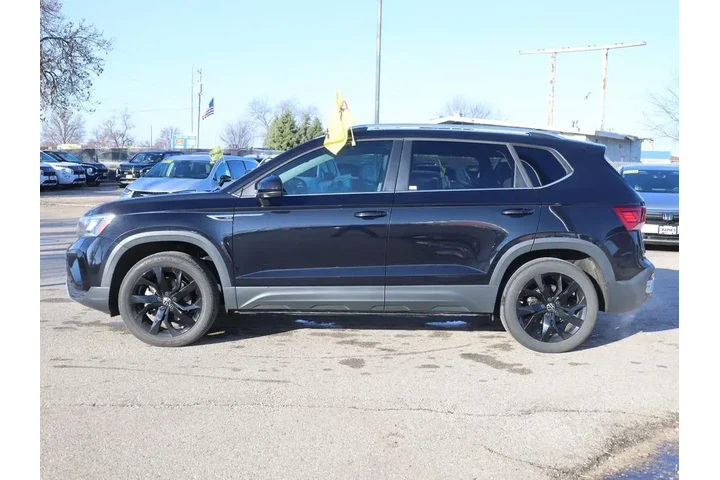 $17977 : Volkswagen Taos 2022 AWD SE image 6