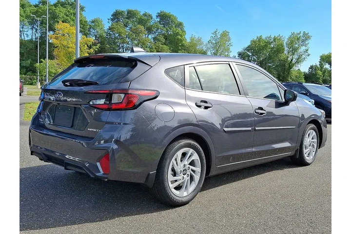 $25995 : Subaru Impreza 2025 AWD Base image 4