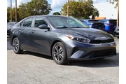 $15795 : Kia Forte 2024 LXS 4dr Sedan thumbnail