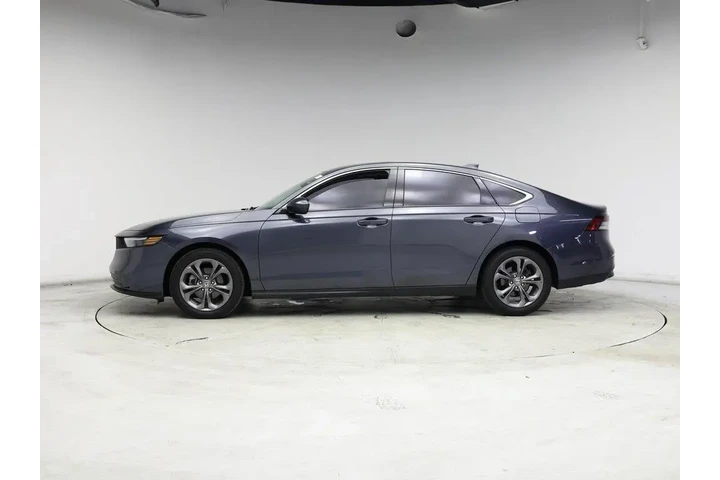 $27998 : Honda Accord 2024 EX 4dr Sed image 3