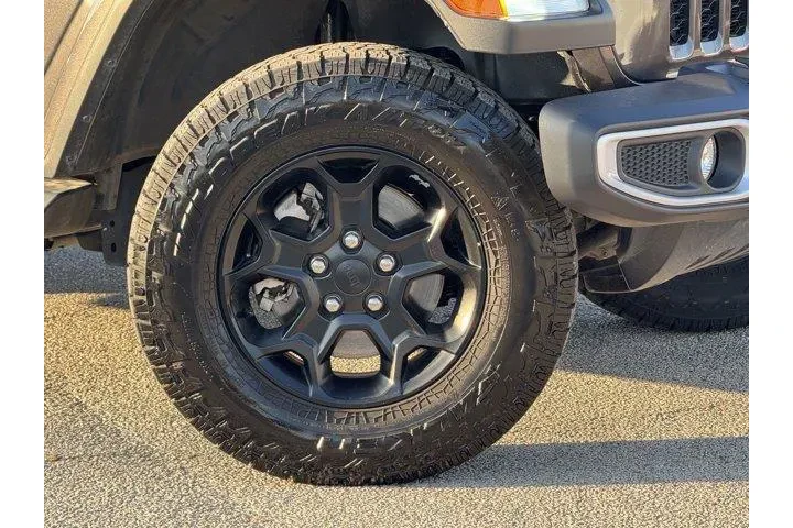 $37225 : Jeep Gladiator 2023 4x4 Spor image 3