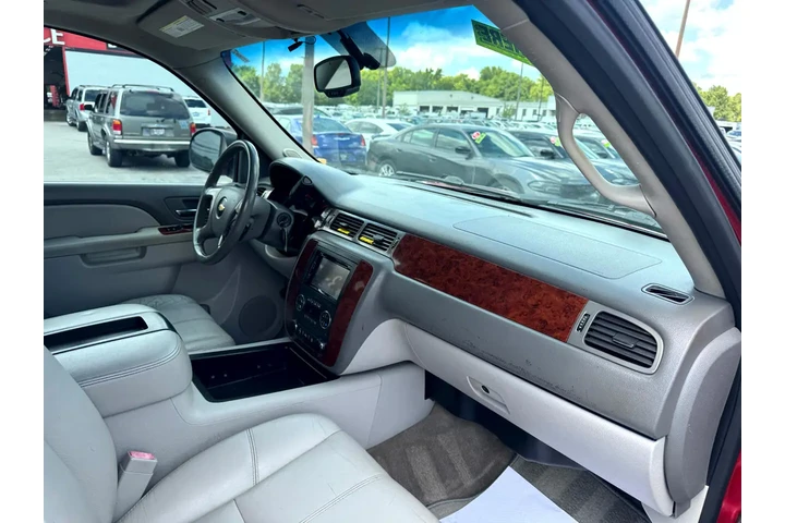 $7980 : 2013 Tahoe 4WD 4dr 1500 LT image 9