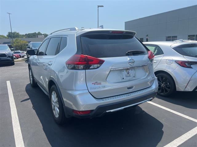 $15690 : PRE-OWNED 2019 NISSAN ROGUE SV image 5