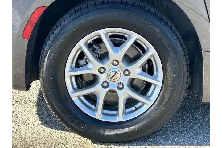 $22033 : Chrysler Pacifica 2023 Touri image 7