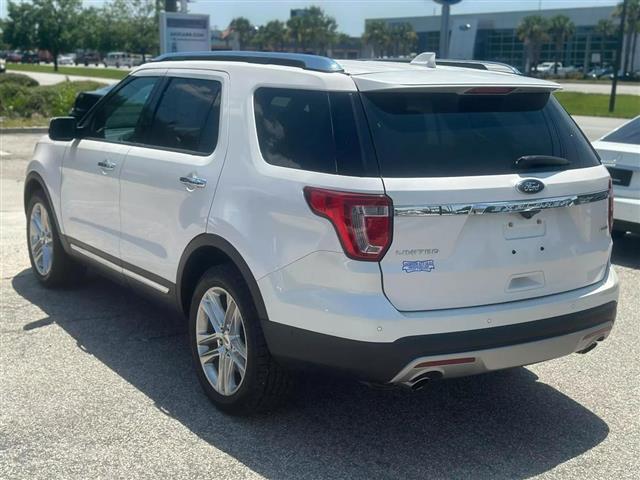 $17990 : 2017 FORD EXPLORER image 4