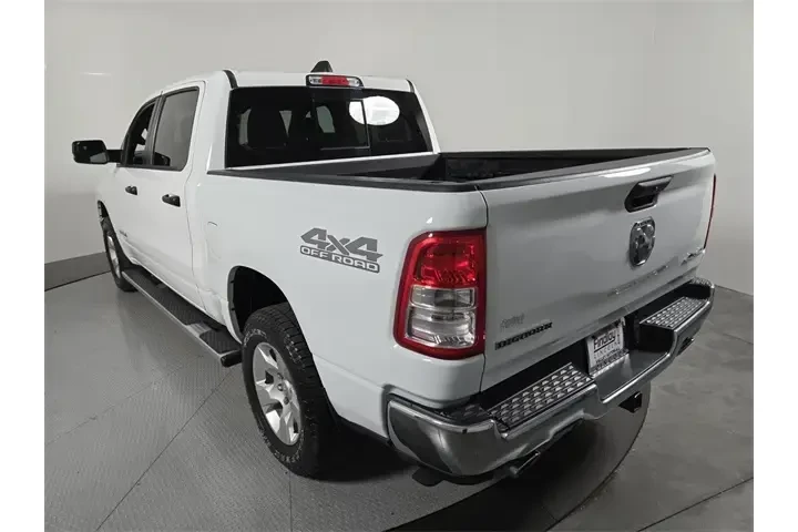 $39698 : Ram 1500 2024 4x4 Big Horn 4 image 6