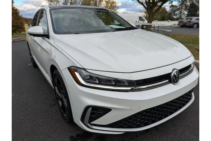 $22395 : Volkswagen Jetta 2025 SE 4dr image 8