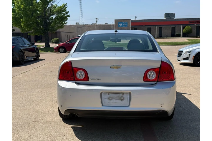 $7790 : 2011 Malibu LS image 5