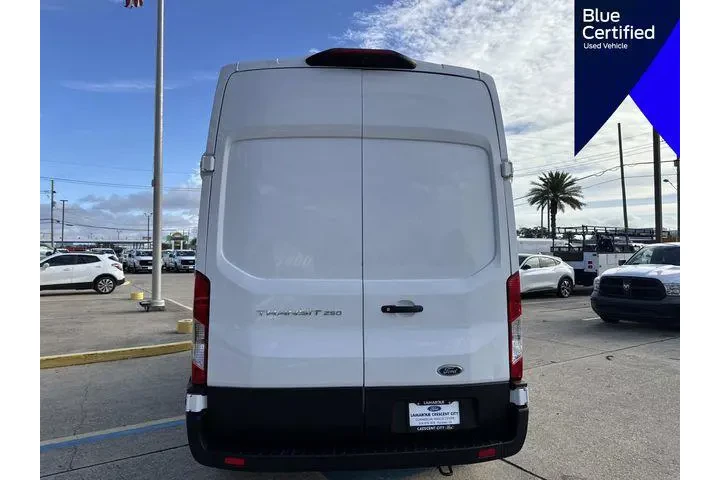 $31655 : Ford Transit 2021 250 3dr LW image 7