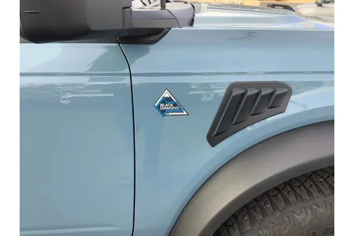 $39950 : Ford Bronco 2022 4x4 Base Ad image 9