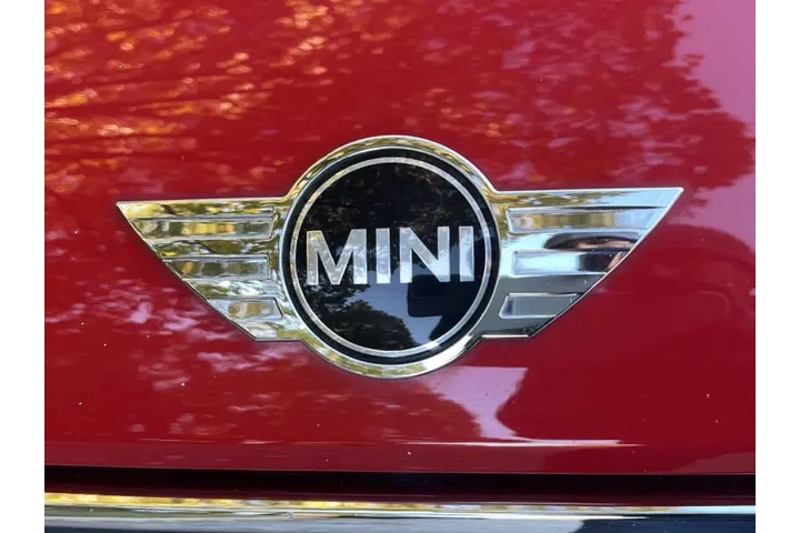 $14995 : 2018 MINI Countryman Cooper S image 9