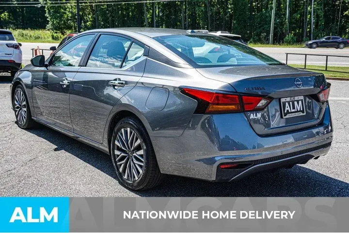 $18420 : Nissan Altima 2024 2.5 SV 4d image 5