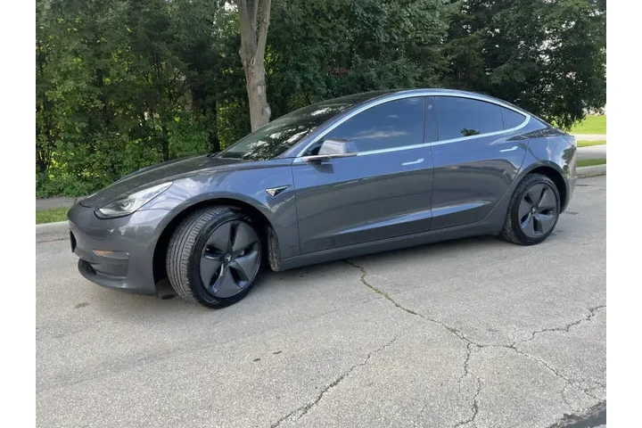 $17991 : 2018 Model 3 Long Range image 8