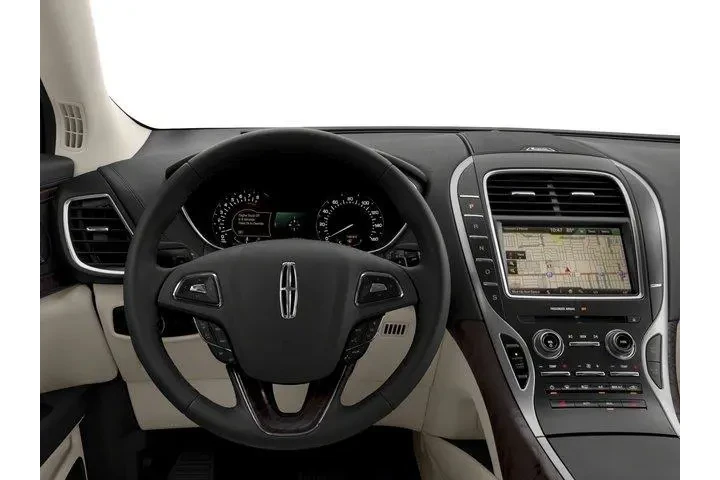 $14590 : Lincoln MKX 2018 Premiere 4d image 7