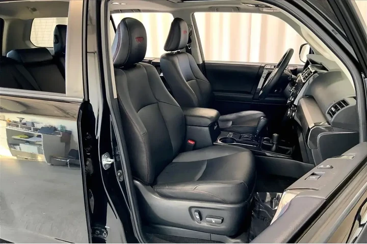 $35232 : Toyota 4Runner 2021 4x4 Vent image 6