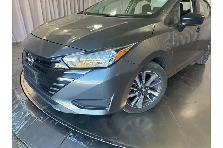 $13799 : Nissan Versa 2024 S 4dr Seda image 9
