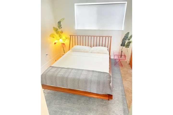 $1650 : NEWLY UPGRADED TWO-STORY image 3