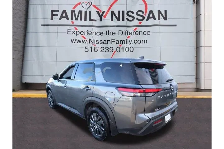 $32809 : Nissan Pathfinder 2024 AWD S image 5
