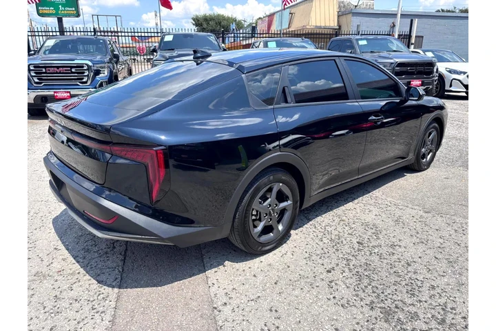 2025 K4 LXS image 6