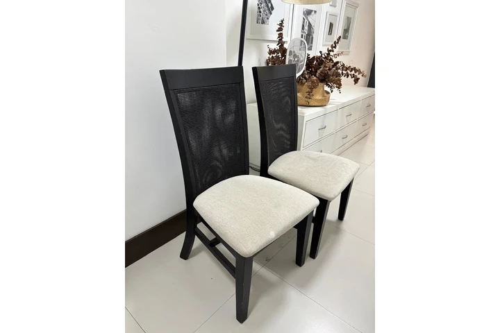 $8000 : Juego de 8 sillas de bejuco image 1
