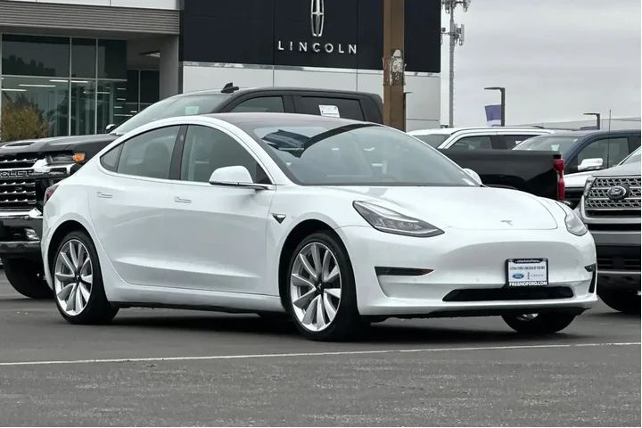 $17250 : Tesla Model 3 2018 AWD Perfo image 9
