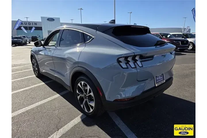 $29900 : Ford Mustang Mach-E 2024 Sel image 5