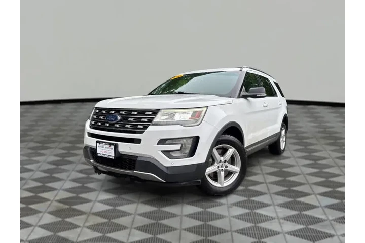 $12999 : 2016 Explorer XLT image 10