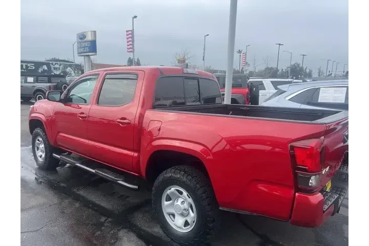 $34988 : Toyota Tacoma 2021 4x4 TRD P image 9