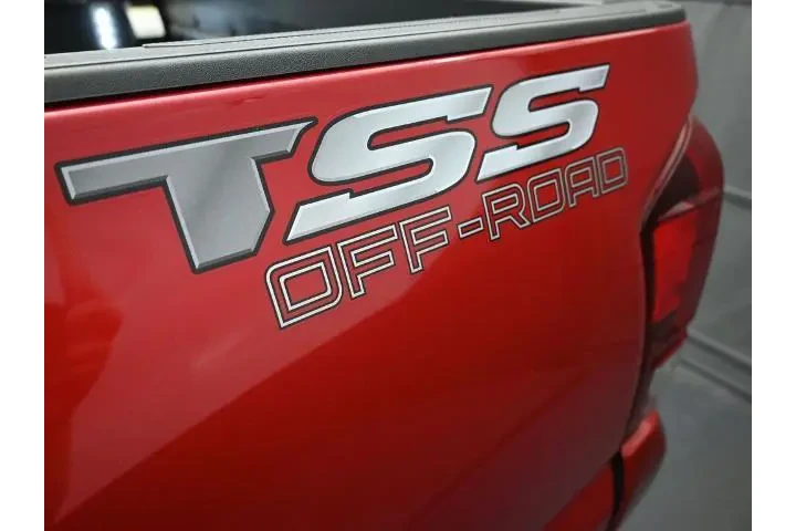 $37491 : Toyota Tacoma 2022 4x4 TRD P image 2