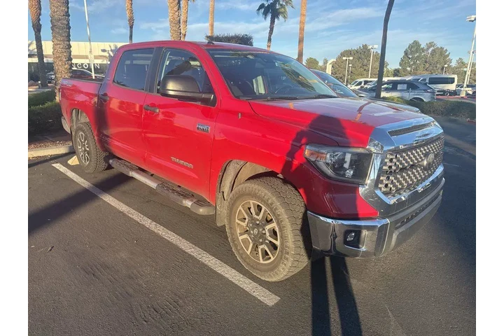 $34455 : Toyota Tundra 2018 4x4 SR5 4 image 1