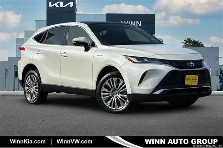 $28412 : Toyota Venza 2021 AWD LE 4dr image 1