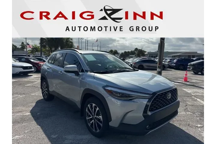 $26988 : Toyota Corolla Cross 2024 XL image 1